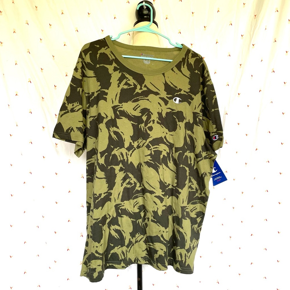 Men’s Champion Tee Size 2XL BRAND NEW